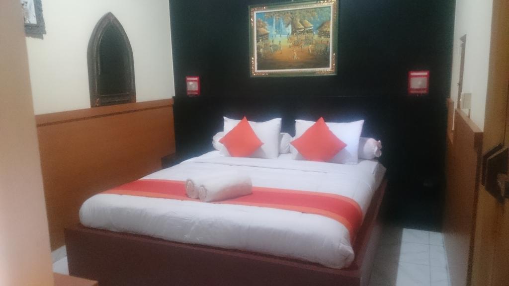Agus Beach Inn Kuta  Exterior photo