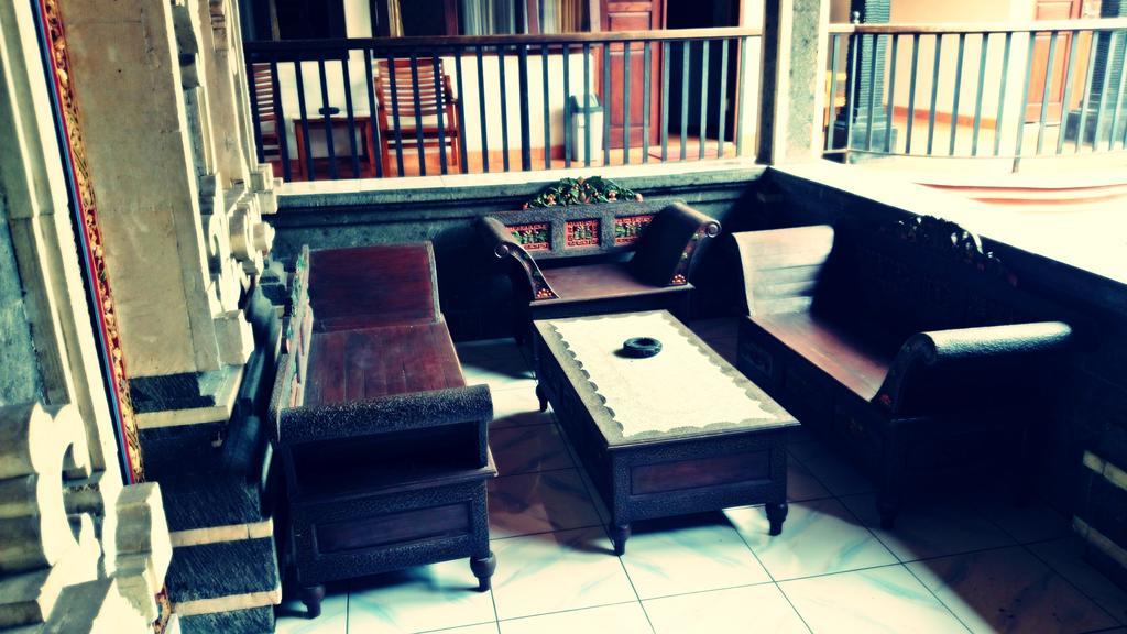 Agus Beach Inn Kuta  Room photo